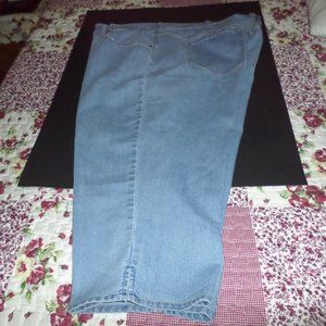 Women Plus Size Capris